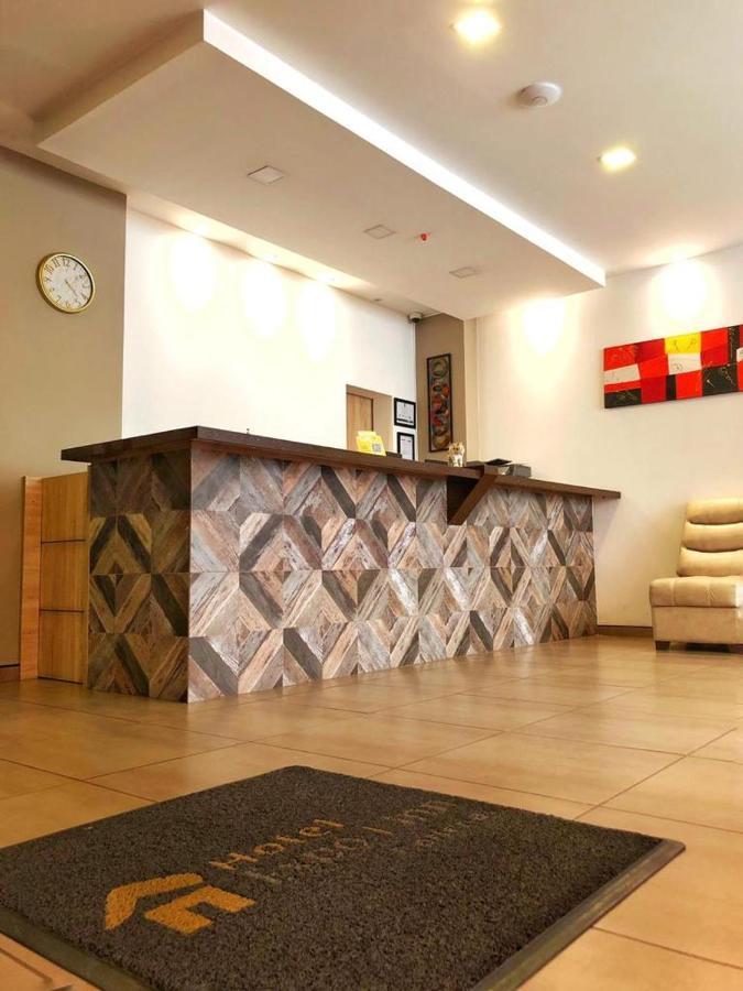 Hm Hotel Expo Inn Bogotá Dış mekan fotoğraf